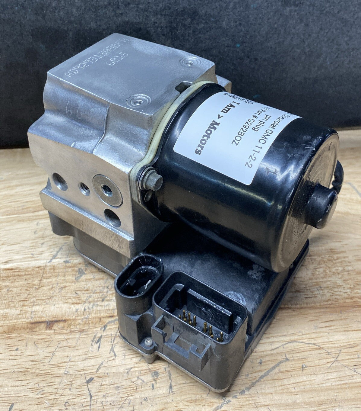 640801