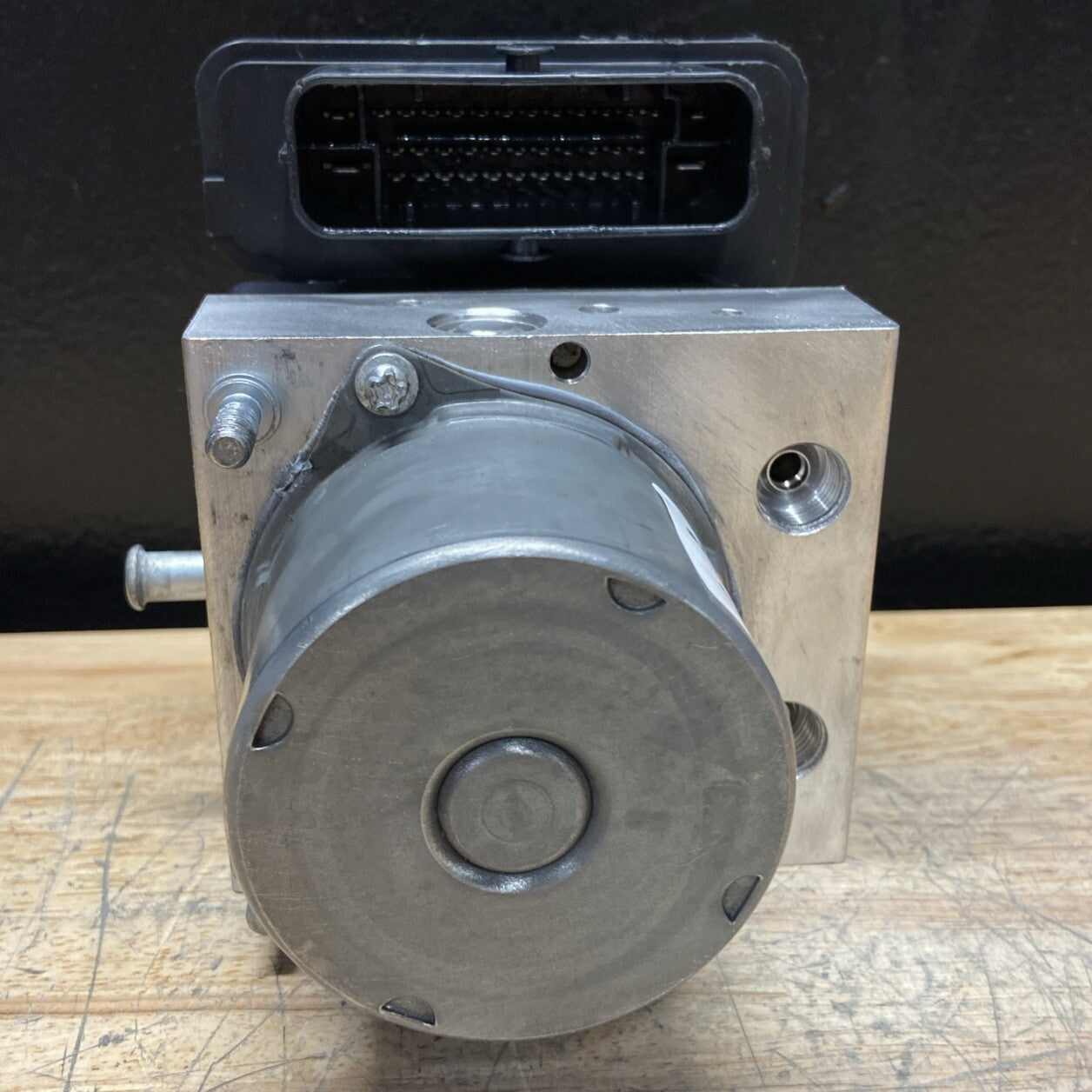 641064