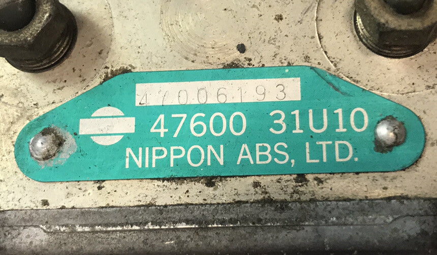 640047