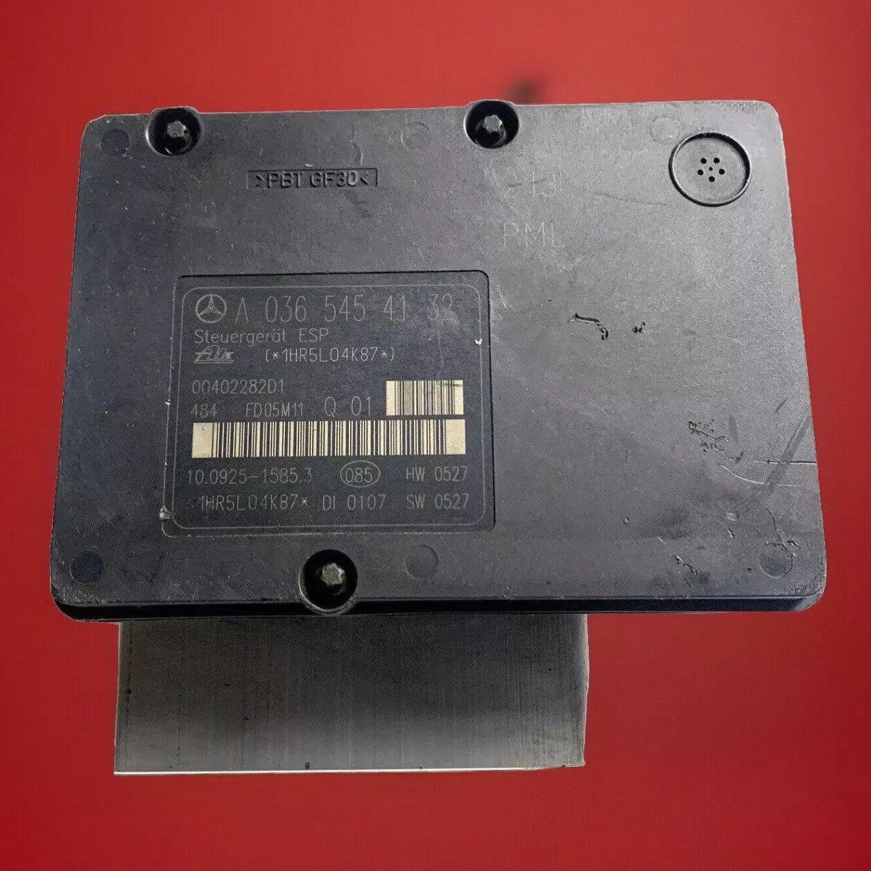 647098